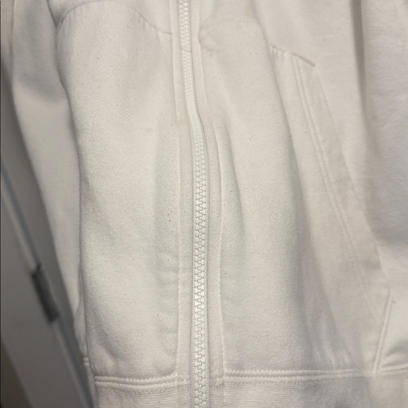 Nike Cream Hoodie with USA Graphic - Picture 4 of 8